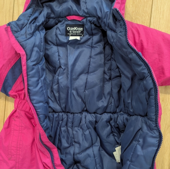 Vintage Oshkosh Hot Pink One Piece Snowsuit - Picture 3 of 5